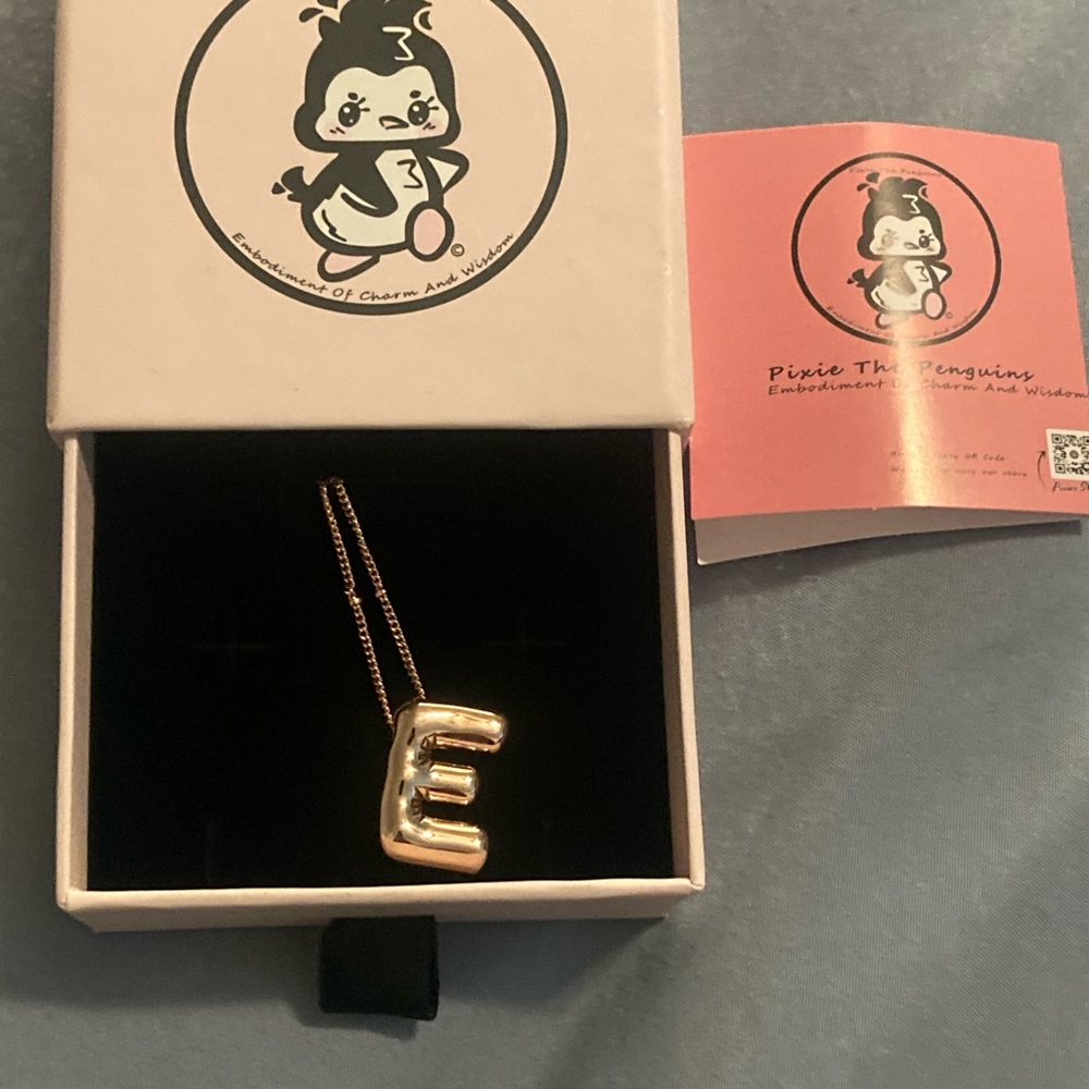 Rose Gold Letter E Pendant Necklace